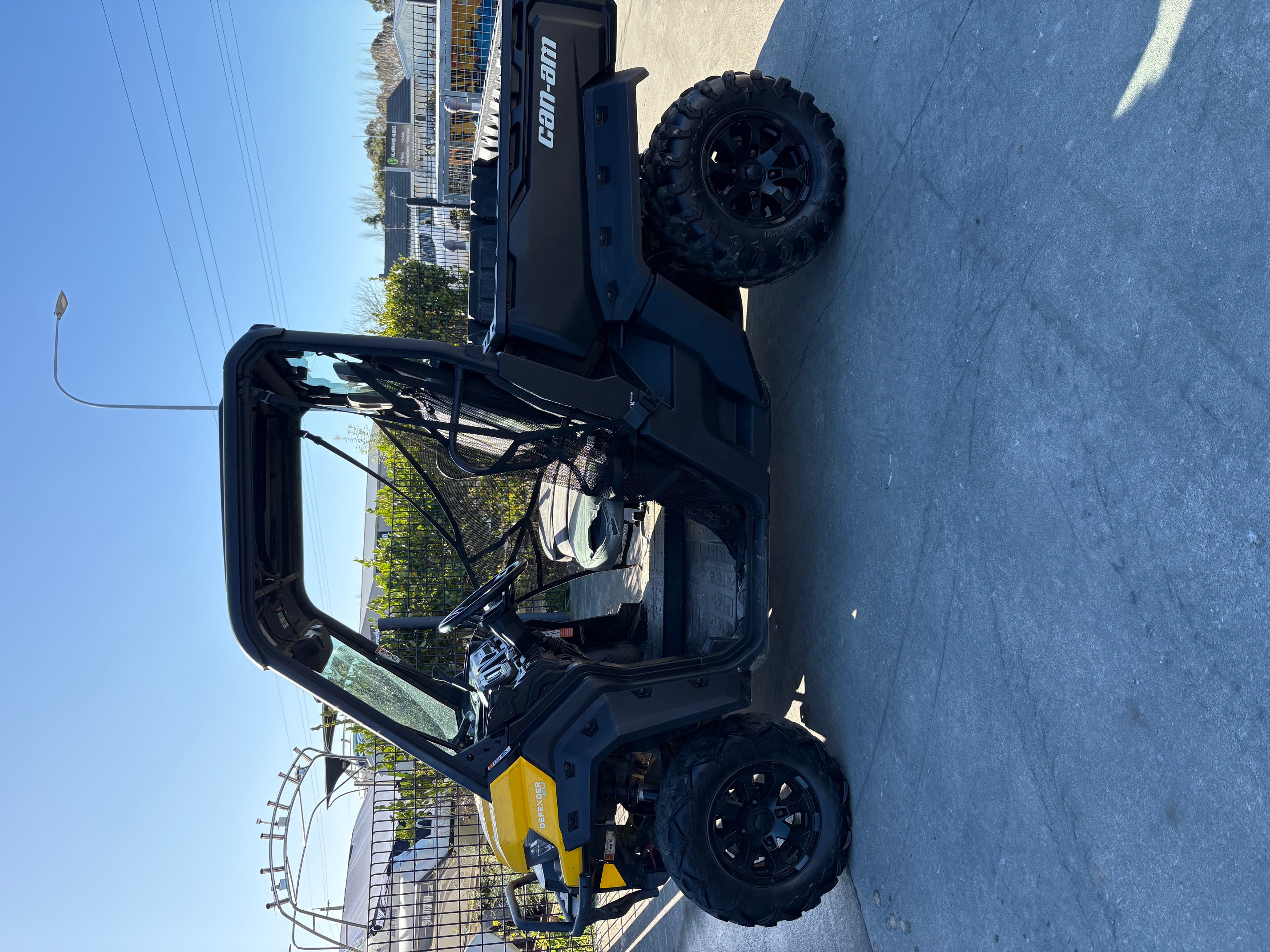 2023 Defender XU HD9 - 2